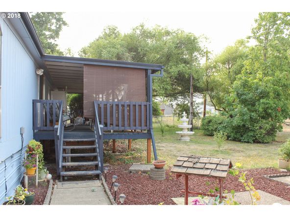 161 Green Siding Rd, Roseburg, OR 97471